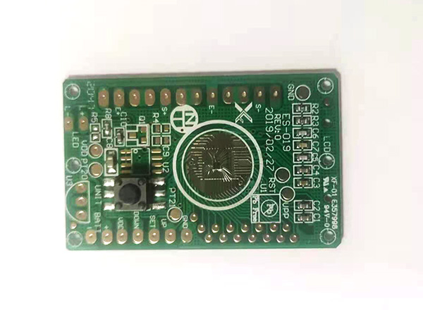 室內(nèi)溫度計(jì)電路板方案